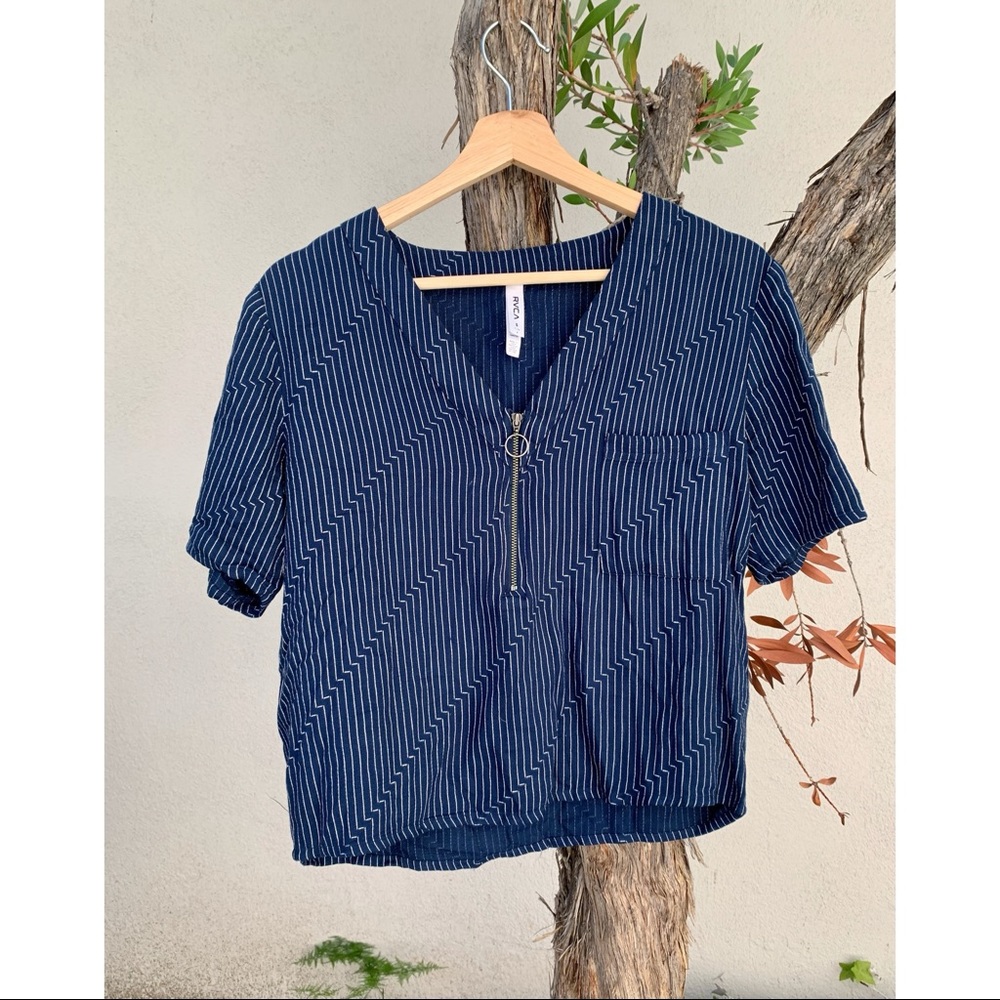 RVCA cool top tee zip navy and white size small women’s